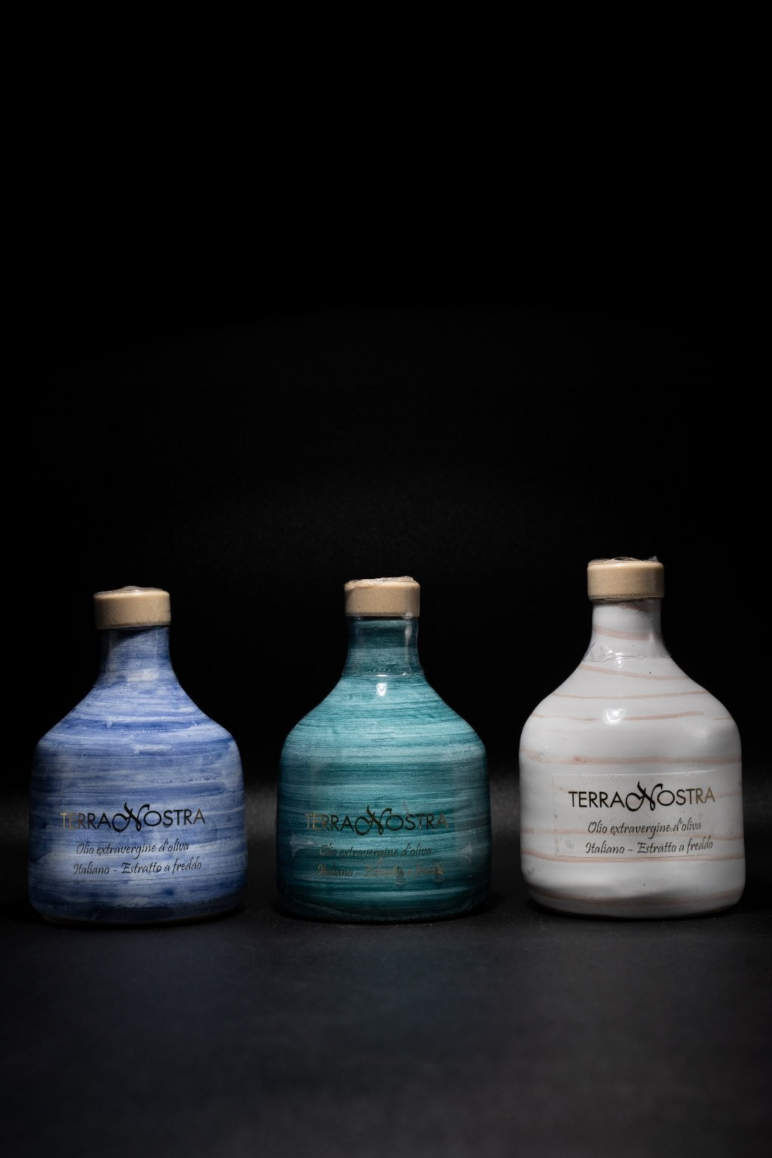 CERAMIC AMPHORA WITH EXTRA VIRGIN OLIVE OIL - 250 ML (WITH THE POSSIBILITY OF CUSTOMIZATION)